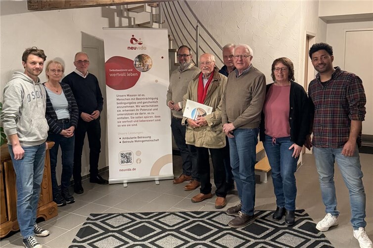 Vertreter der Geschäftsführung von neuvida gemeinsam mit dem Vorstand des CDU-Ortsverbands Niederbieber-Segendorf.