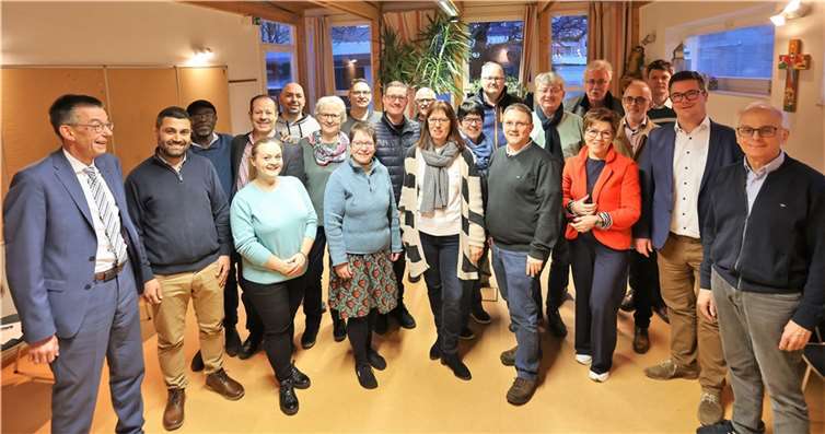 Vertreter der Papaya-Fraktionen besuchten den christlichen Friedensdienst EIRENE.  Foto: Papaya-Fraktionen