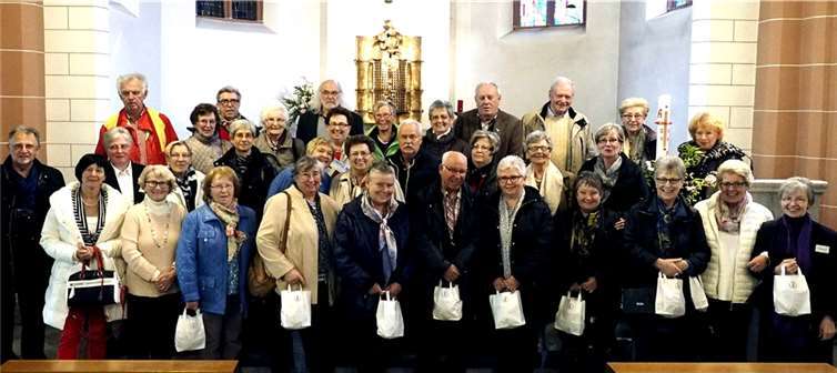 Vertreter des Klosters und die Ehrenamtlichen in der Klosterkirche.Eckhard Schaust