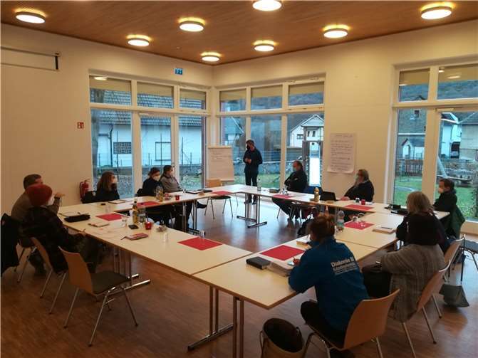 Vertreter verschiedener Vereine trafen sich in Kesseling.  Foto: Jugendbüro Altenahr