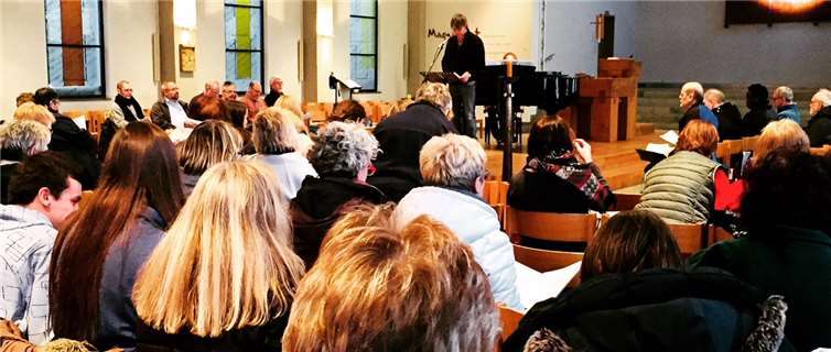 Vesper in der Pallottikirche in Vallendar. Angela Marlier