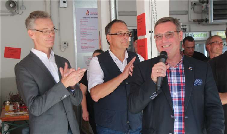 Viel Applaus für seine nette Rede erhielt der erste Kreisbeigeordnete Host Gies.