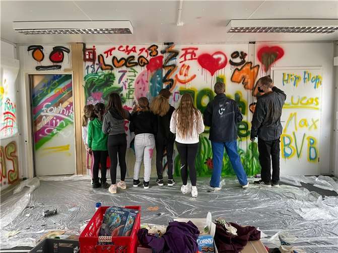 Jugendtreff MegAhr an der Ahr nimmt Form an Viel Beteiligung und Kreativität der Jugendlichen bei der Gestaltung des neuen Jugendtreffs. Fotos: privat