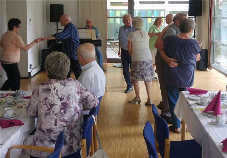 Viel Freude hatten die Senioren beim Tanzcafé. Foto: privat