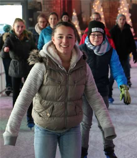 Viel Spaß auf dem Eis hatten die Jungburgbläser.Privat