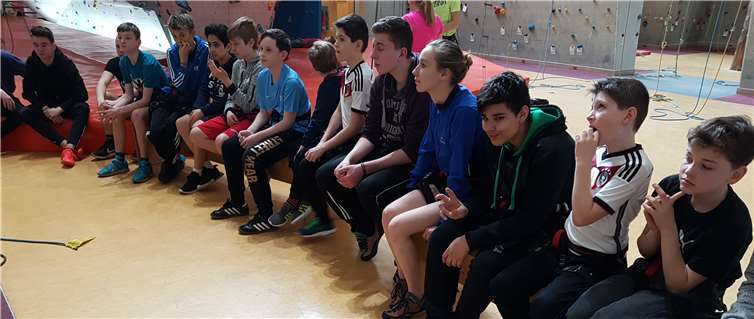 Viel Spaß brachte der Besuch in der Kletterhalle.privat