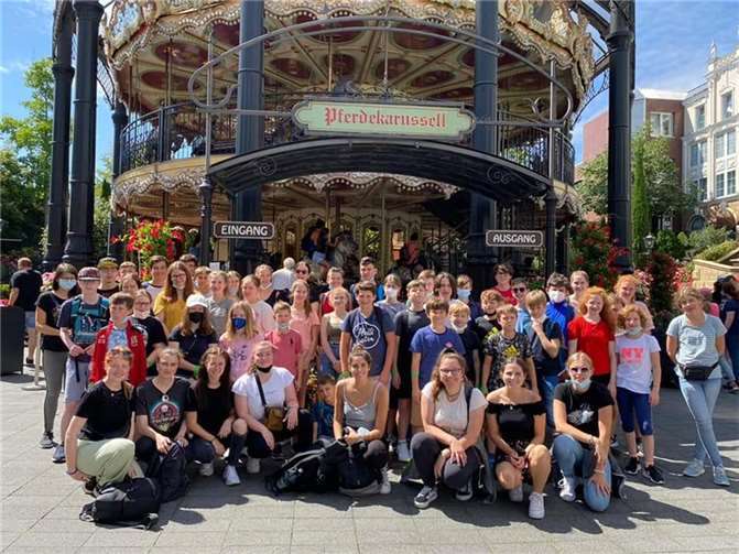 Viel Spaß hatte die Gruppe beim Besuch im Phantasialand. Foto: privat