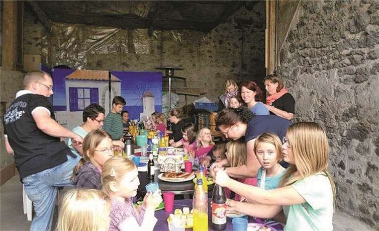 Viel Spaß hatten die Kinder beim Abschlussgrillen der Kindertanzgruppen der Kretzer Karnevalsgesellschaft. privat