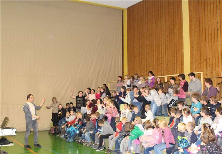 Viel Spaß hatten die Schülerinnen und Schüler der fünften Schuljahre an der Realschule plus und Fachoberschule Untermosel bei der Autorenlesung von Stefan Gemmel. Realschule Plus und Fachoberschule Untermosel