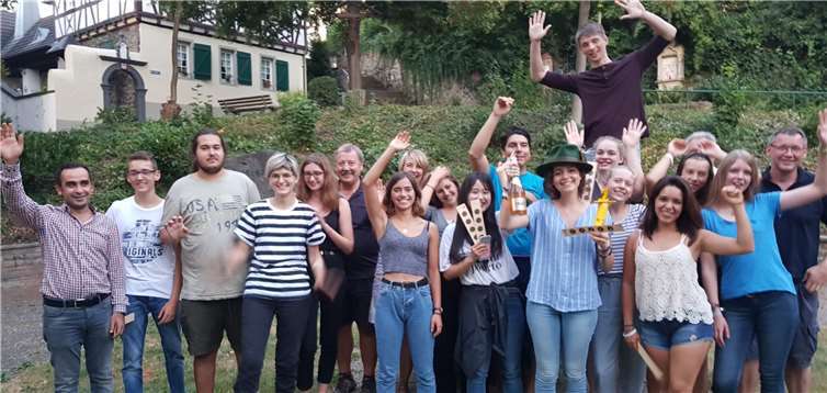 Viel Spaß hatten die Teilnehmer an dem Schießwettbewerb, der nach zwei Stunden mit einem strahlenden Sieger zu Ende ging. privat