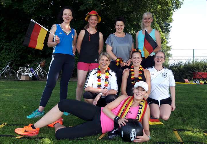 Viel Spaß hatten die Teilnehmer des ersten 4XF Outdoor FitCamps beim SV Urmitz.SV Urmitz