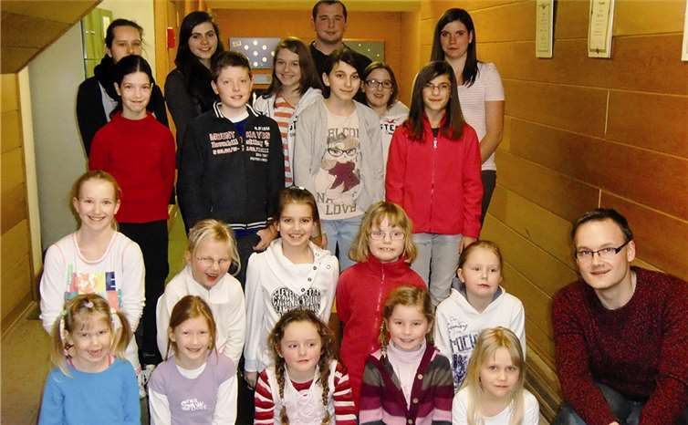 Viel Spaß hatten die kleinen und größeren Stadtsoldaten auf der Kegelbahn. privat