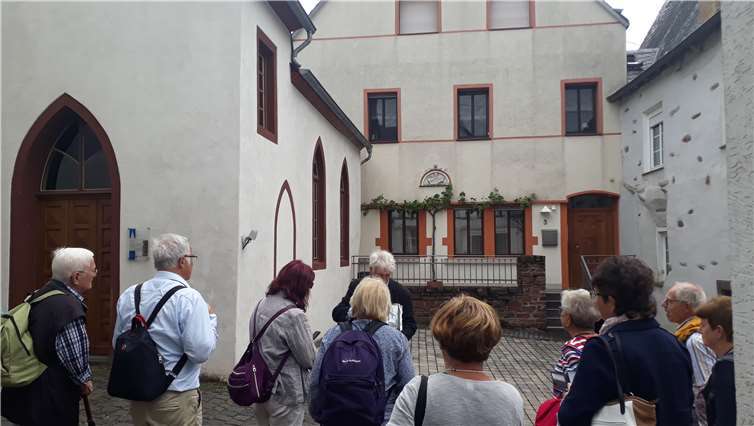 Viel Wissenswerte erfuhren die Mitglieder bei der Führung durch Ediger. Foto: privat