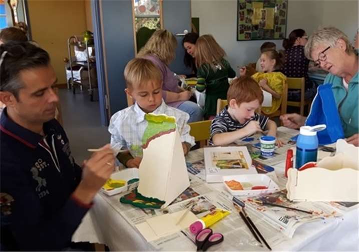 Viel gebastelt wurde beim Eltern - Kind - Tag.Privat