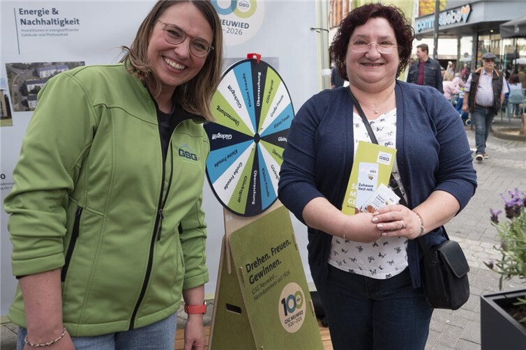 Viel los war beim GSG-Pavillon im Rahmen des Neuwieder Gartenmarkts. Foto: Rainer Claaßen