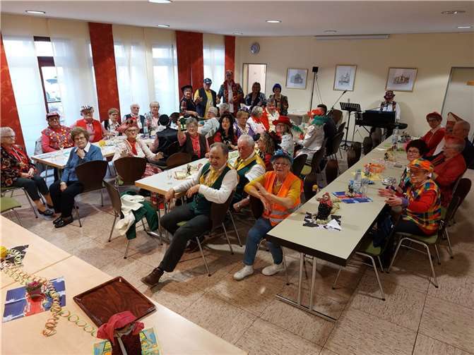 Viel los war beim diesjährigen karnevalistischen Nachmittag der Seniorenbegegnungsstätte Ochtendung.