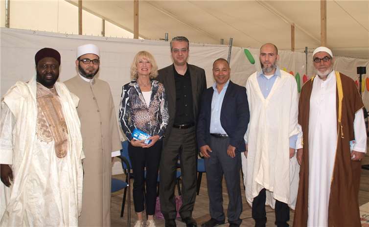 Viel mehr miteinander reden und aufeinander zugehen, das möchte man in Zukunft intensivieren. Das haben sich die Verantwortlichen auf diesem Fest versprochen. Udo Stanzlawski