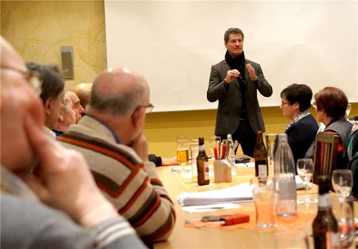 Viele Anwesenden meldeten sich bei der Infoveranstaltung zu Wort. privat