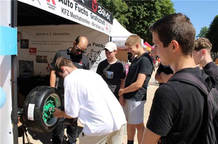 Viele Berufsfelder warten darauf, entdeckt zu werden.  Fotos: Archiv DU