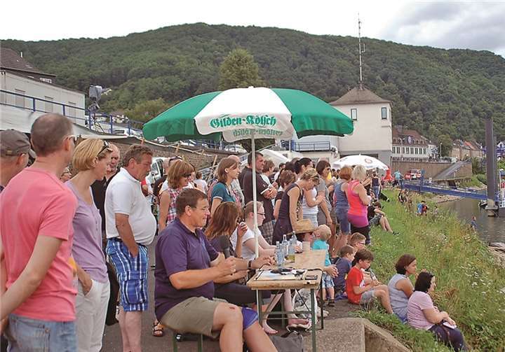 Viele Besucher feuerten die Teams an.