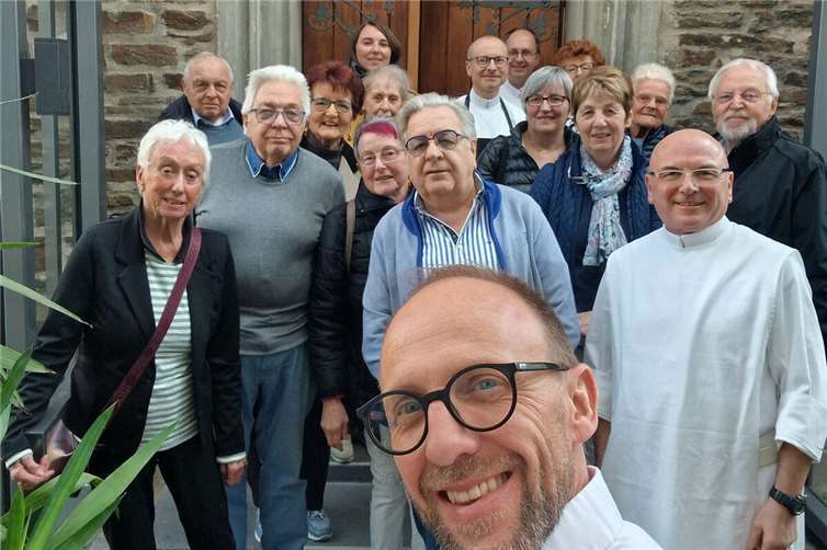 Viele Besucherinnen und Besucher folgten der Einladung in die Florinspfaffengasse, dem Mutterhaus und der Keimzelle der Barmherzigen Brüder, aus der sich der Orden zu einer internationalen Gemeinschaft entwickelt hat. Foto: Bruder Antonius