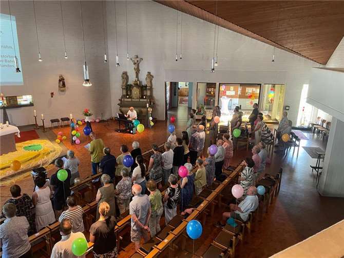 Viele Besucherinnen und Besucher waren gekommen.  Foto: privat