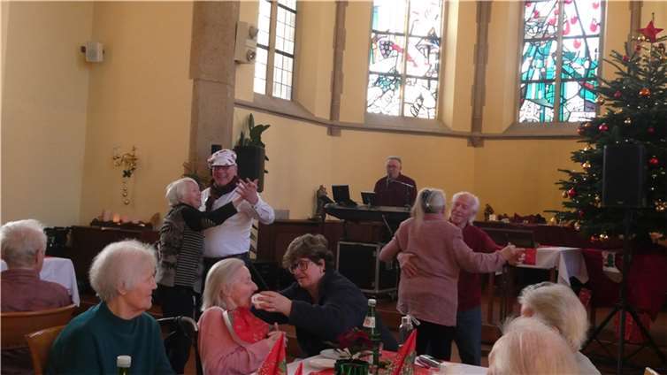 Viele BewohnerInnen und Mieter waren der Einladung gefolgt.  Foto: privat