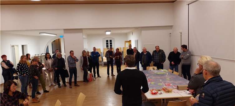 Viele Bürgerinnen und Bürger beteiligten sich beim Bürgerworkshop in Kesseling.  Foto: privat