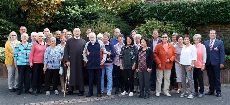 Viele „Ehemalige“ hatten den Weg nach Kloster Ebernach gefunden, um dort einen schönen Nachmittag zu verbringen und sich über die neuen Entwicklungen zu informieren.  Privat