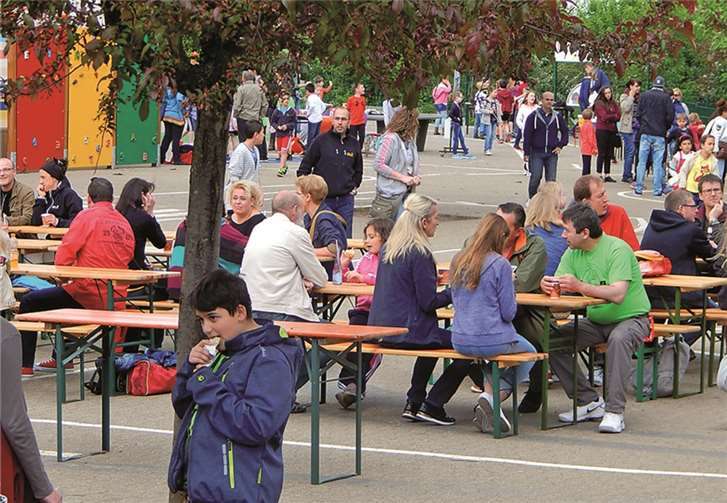 Viele Eltern und Großeltern kamen zum Frühlingsfest.