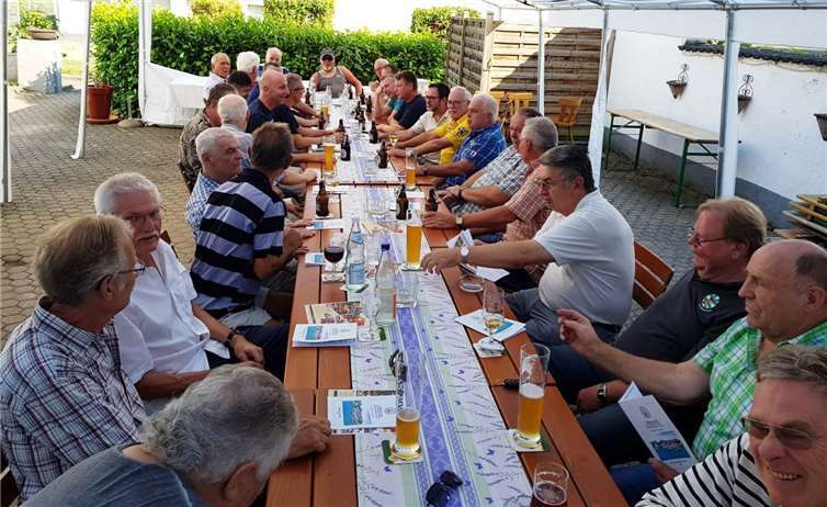 Viele Flensburger Freunde waren zum Info Treffen gekommen. Privat