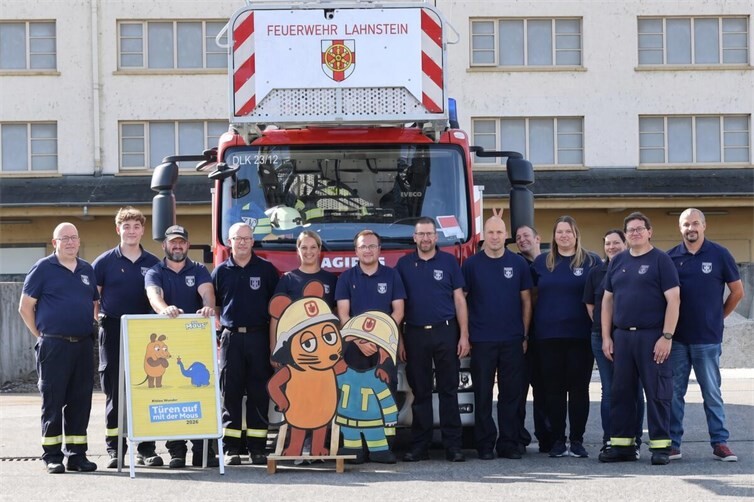 Viele Freiwillige brachten den Kindern in Lahnstein die Arbeit der Feuerwehr näher.
