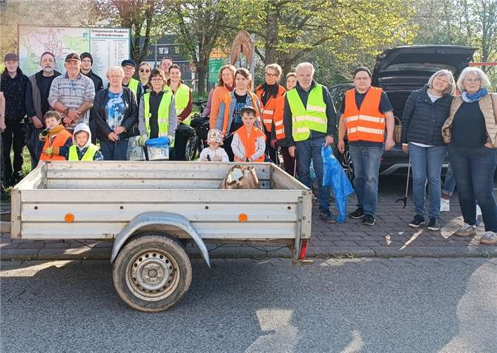Viele Freiwillige setzen sich für eine saubere Gemeinde ein. Foto: privat