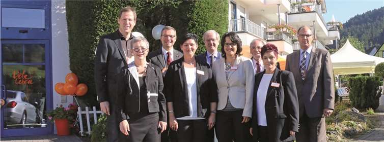 Viele Gratulanten hatten sich eingefunden, um das 20 jährige bestehen der Villa am Buttermarkt zu feiern. SES