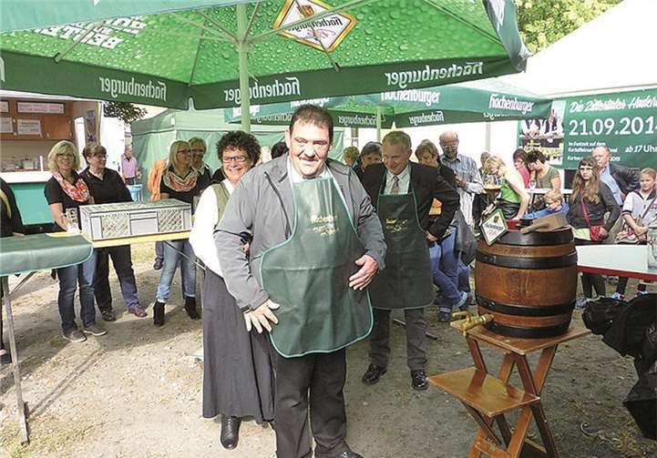 Viele Helfer trugen zum Gelingen des gut besuchten Festes bei.privat
