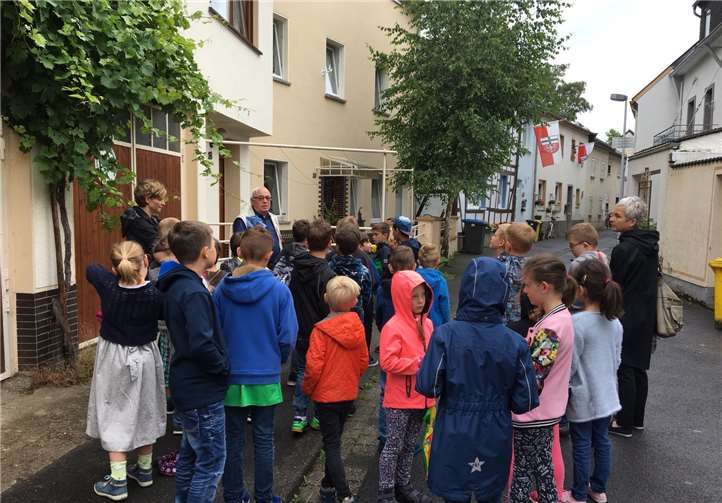 Viele Informationen erhielten die Kinder bei der Führung.