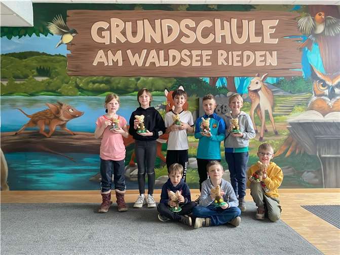 Viele Kinder der Grundschule in Rieden waren beim Osterbacken am Start. Foto: privat