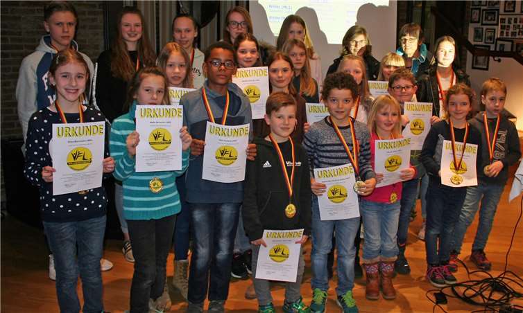 Viele Kinder und Jugendliche konnte im Rahmen der Jahreshauptversammlung geehrt werden. privat