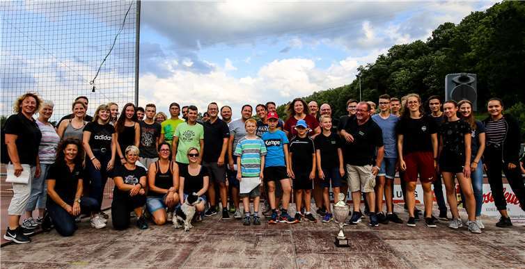 Viele Mannschaften traten bei acht kuriosen Wettkämpfen gegeneinander an. Foto: EP