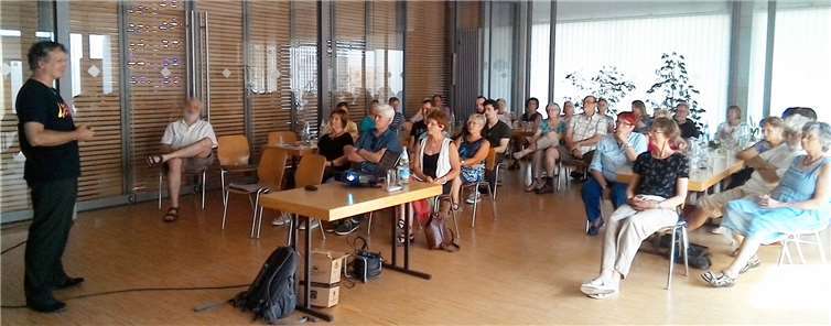 Viele Mitglieder und Aktive nahmen an der Festveranstaltung anlässlich des 25-jährigen Bestehens der Aktion Eine Welt Andernach e.V. teil.  privat