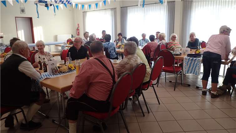 Viele Mitglieder waren zum Oktoberfest gekommen.Privat