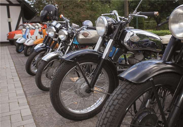 Viele Motorräder fanden den Weg nach Oberdreis.