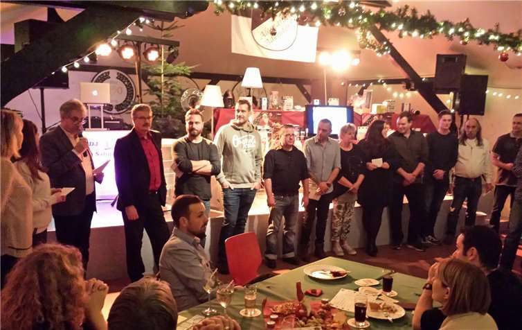 Viele Trainer, Betreuer, Helfer und Unterstützer erhielten für ihre Arbeit im Verein eine Belohnung. Privat