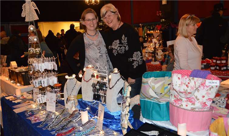 Viele ausgefallene und schöne Waren gab es zu bestaunen. Fotos: AB