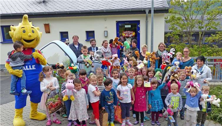 Viele beteiligen sich an der Charity-Aktion.