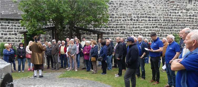 Viele interessierte BesucherInnen nahmen an der musikalischen Stadtführung teil. privat