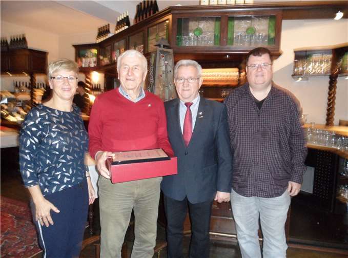Viele langjährige Mitglieder wurden beim Stiftungsfest geehrt. Foto: -IT-