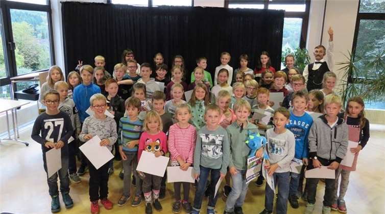 Viele lesehungrige Kinder und Jugendliche fanden auch in diesem Sommer den Weg in die Bücherei.Fotos: privat