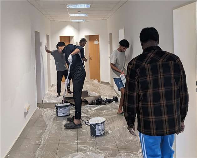 Viele packten mit an. Foto: VG Weißenthurm / Sofie Linden