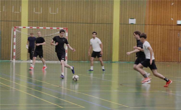 Fair und fröhlich: Gelungener Sporttag der Realschule plus und FOS Untermosel Viele spannende Momente gab es bei den dynamischen Spielen.